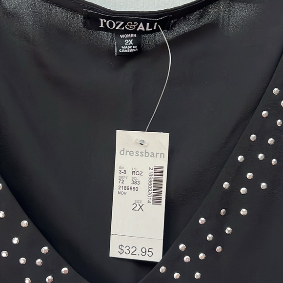 NWT Roz&Ali Blouse - Picture 2 of 4